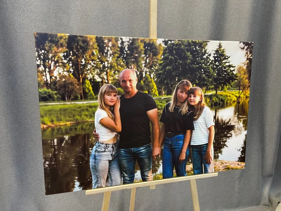Фото на холсте у пруда — печать на холсте на холсте